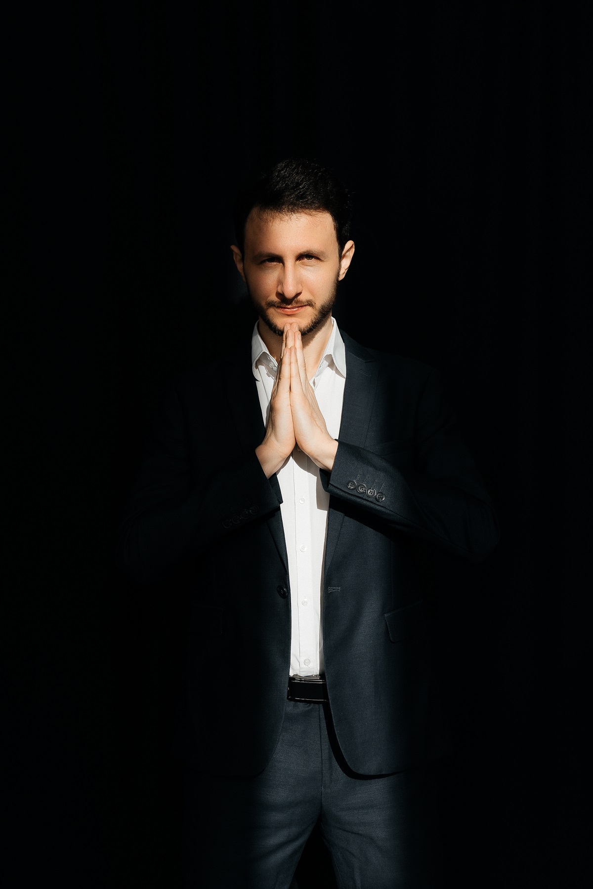 титульное фото Дениса Самойлова